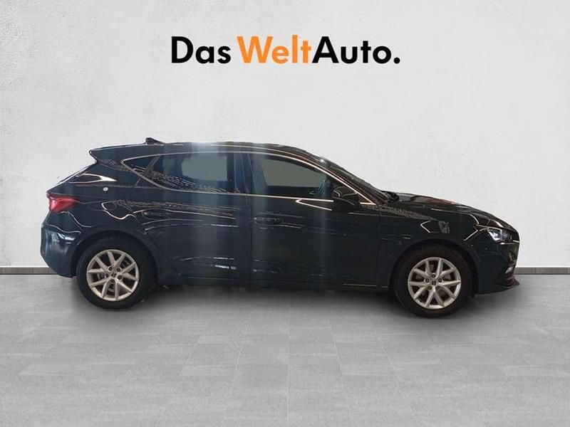 Usado Seat Leon Style 116 CV (85 kW) 2025 Azul Utilitario