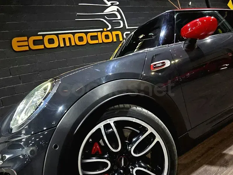 Usado Mini John Cooper Works 231 CV (169 kW) 2019 Gris / plata Utilitario