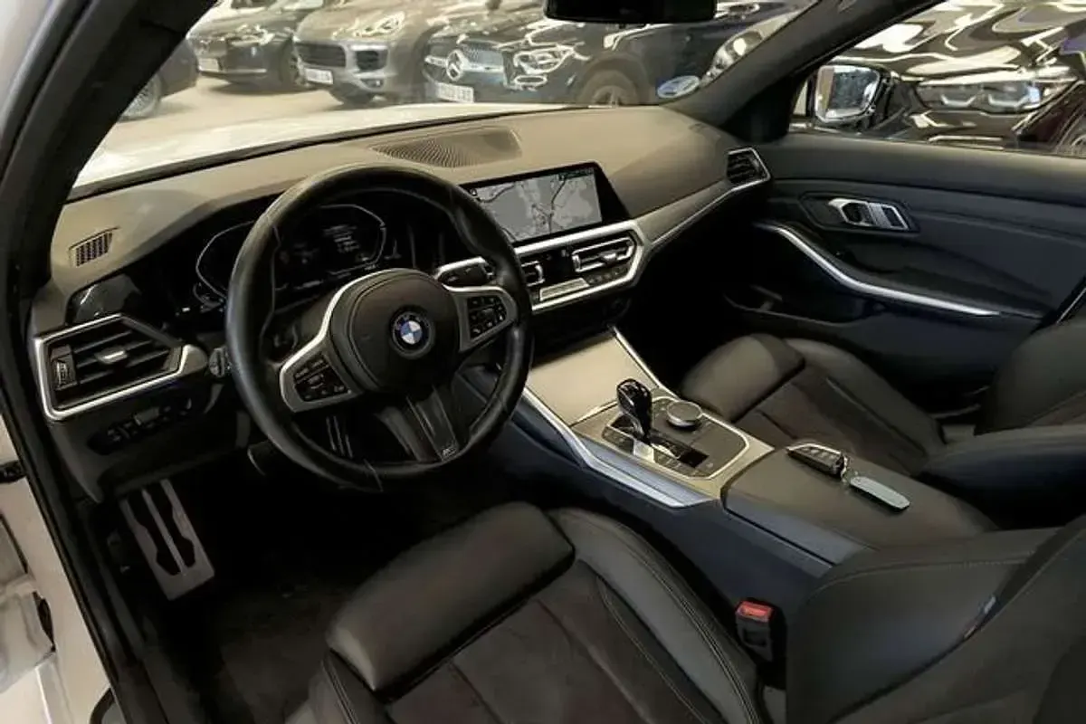Usado BMW 318 150 CV (110 kW) 2022 Blanco Berlina