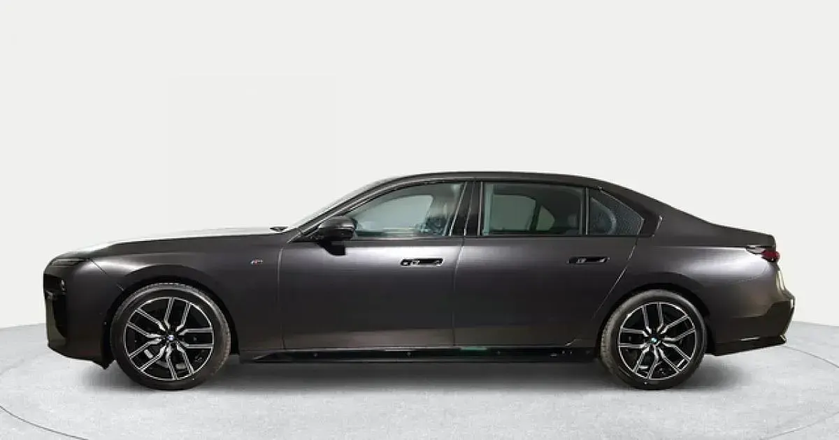 Usado BMW 740 299 CV (219 kW) 2025 Berlina