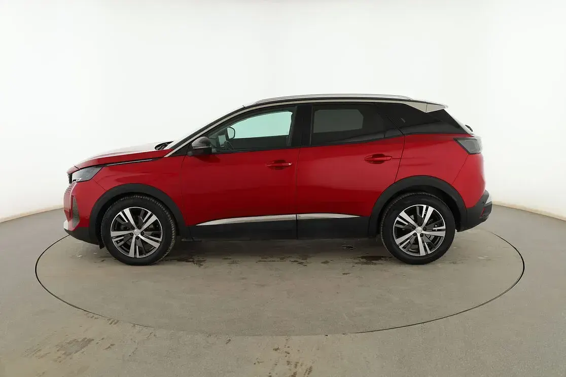Usado Peugeot 3008 Allure 131 CV (96 kW) 2020 Rojo SUV