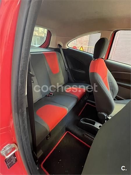 Usado Ford Ka Titanium 69 CV (50 kW) 2009 Rojo Utilitario