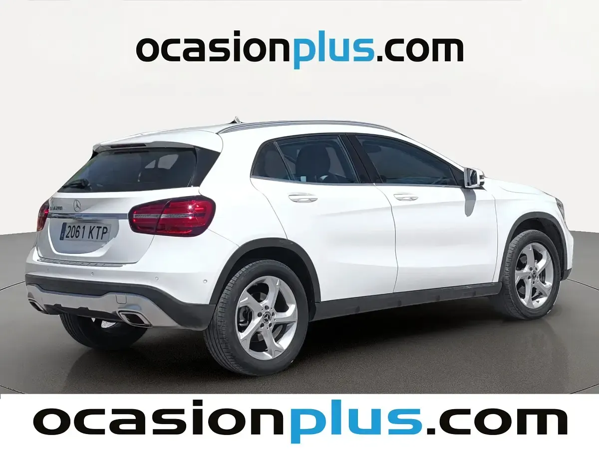 Usado Mercedes GLA200 156 CV (114 kW) 2019 Blanco SUV