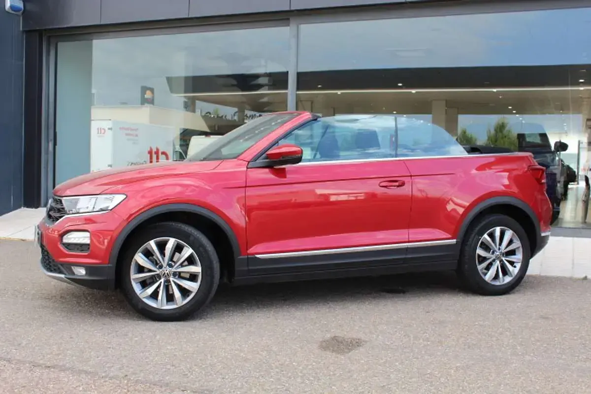 Usado VW T-Roc Cabriolet Style 150 CV (110 kW) 2021 Rojo Descapotable