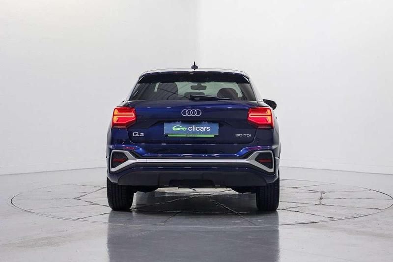 Usado Audi Q2 S-Line 116 CV (85 kW) 2022 Azul SUV