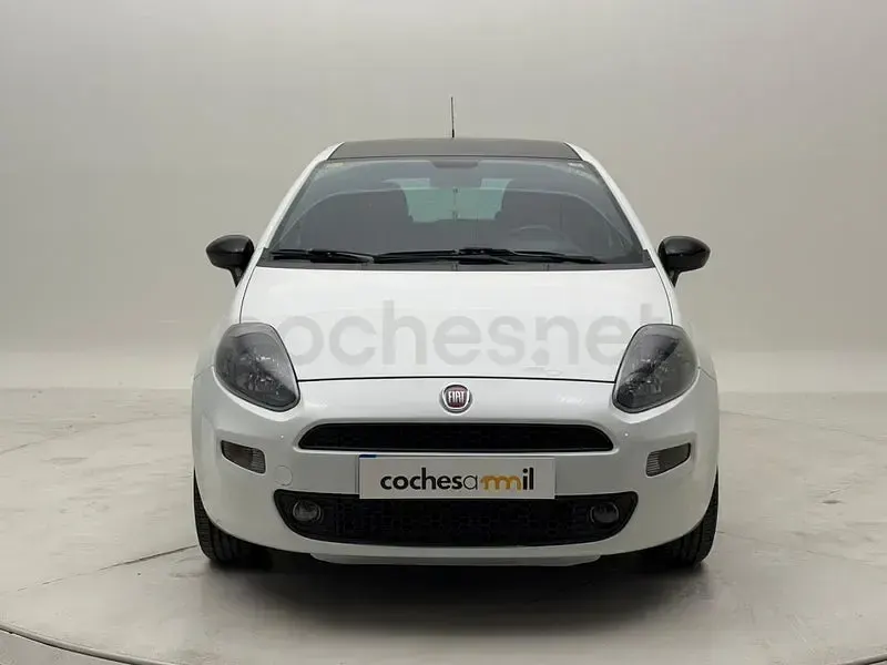 Usado Fiat Punto Easy 69 CV (50 kW) 2015 Blanco Utilitario