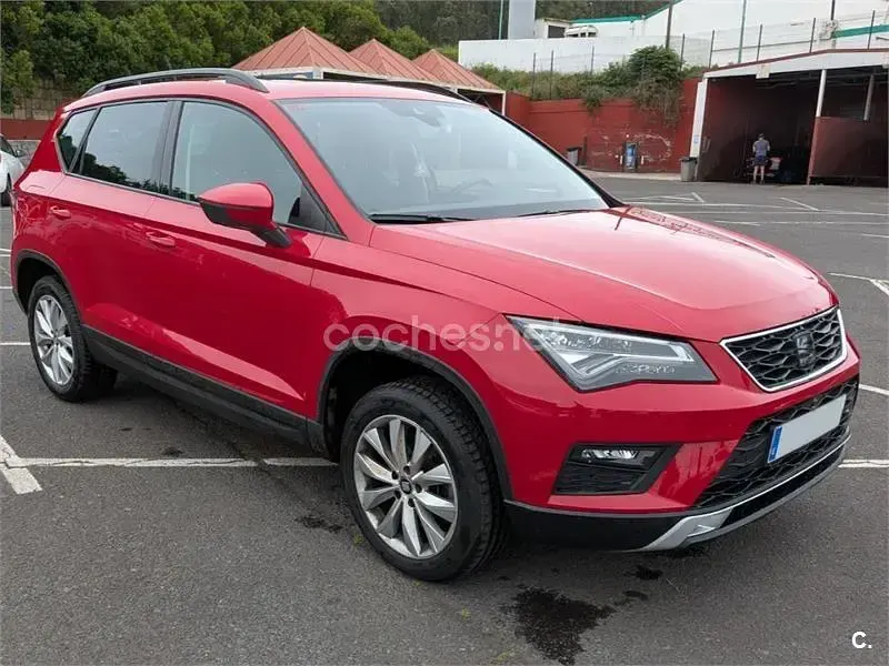 Usado Seat Ateca Style 150 CV (110 kW) 2017 Rojo SUV
