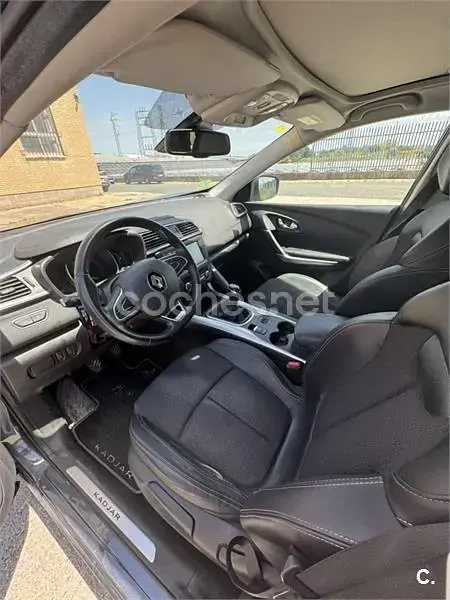 Usado Renault Kadjar Zen 130 CV (95 kW) 2016 Negro SUV