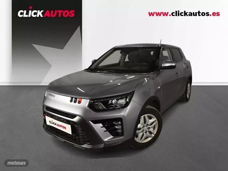 Gris Usado 2024 Ssangyong Tivoli SUV | 19.250 € (Un poco caro) - Imagen 1/4