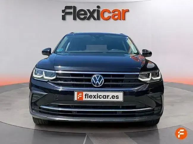Usado VW Tiguan Life 150 CV (110 kW) 2021 Negro SUV