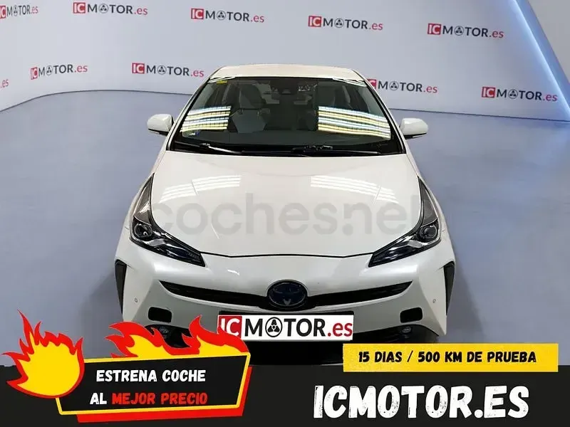 Begagnad Toyota Prius 122 HK (89 kW) 2020 Vit Halvkombi