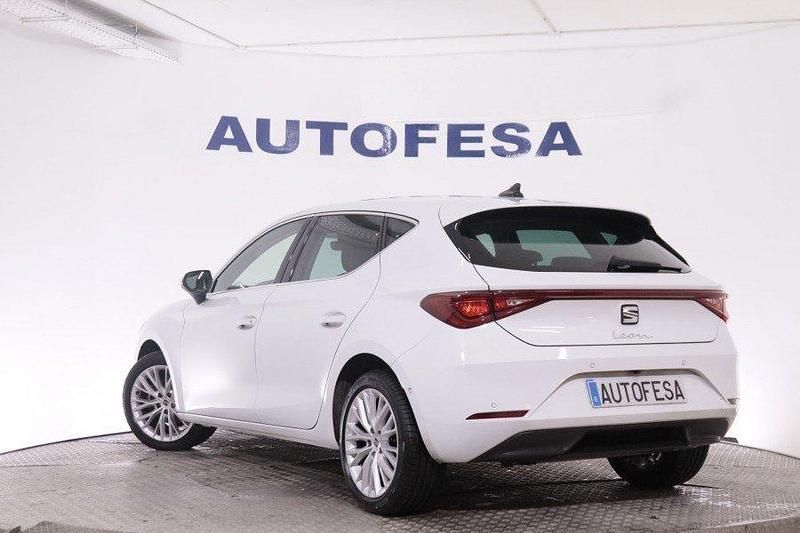 Usado Seat Leon 150 CV (110 kW) 2021 Blanco Utilitario
