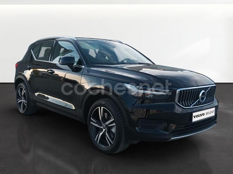 Negro Usado 2021 Volvo XC40 Inscription SUV | 26.900 € (Precio justo) - Imagen 1/4