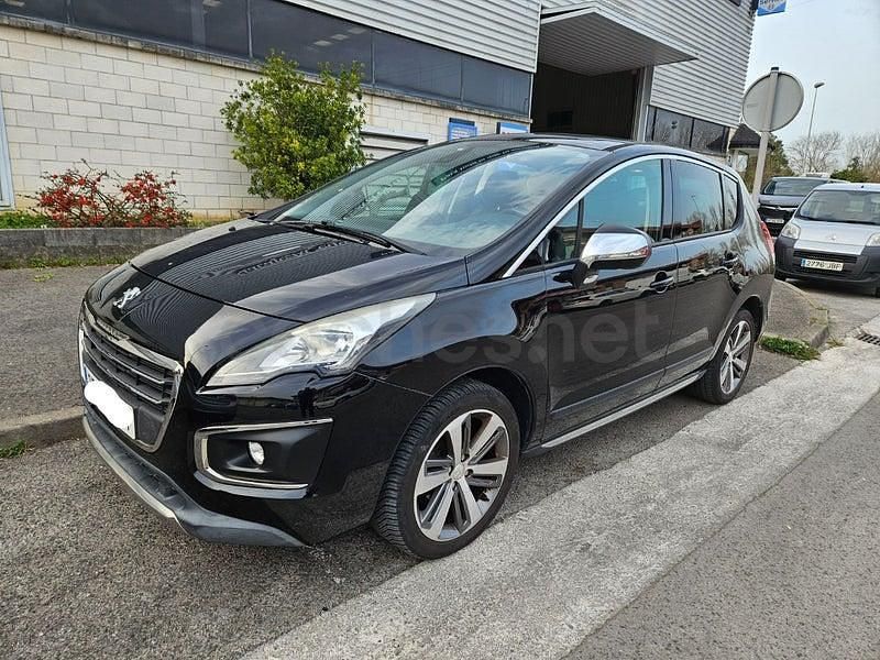 Usado Peugeot 3008 Allure 120 CV (88 kW) 2014 Negro Familiar