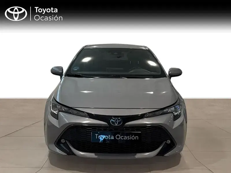 Usado Toyota Corolla Active 122 CV (89 kW) 2022 Gris / plata Berlina