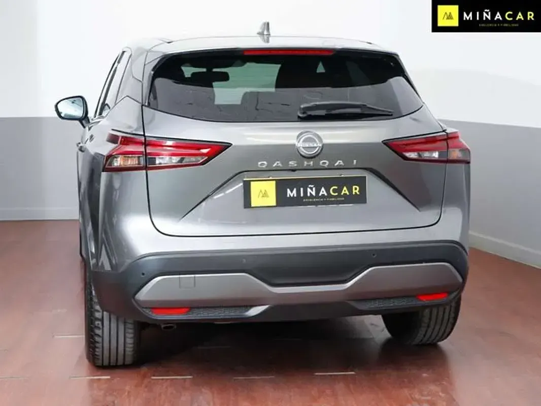 Usado Nissan Qashqai N-Connecta 140 CV (102 kW) 2023 Gris SUV