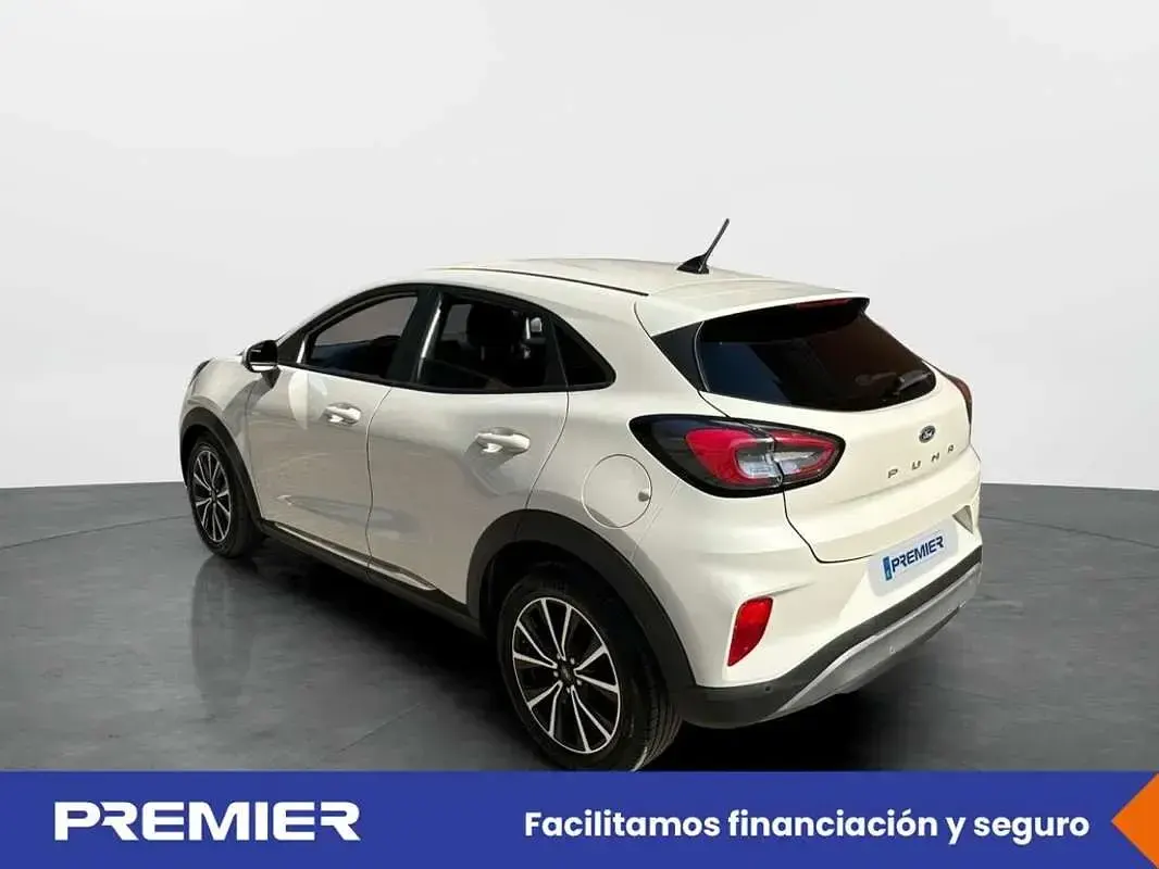 Usado Ford Puma Titanium 120 CV (88 kW) 2021 Blanco SUV