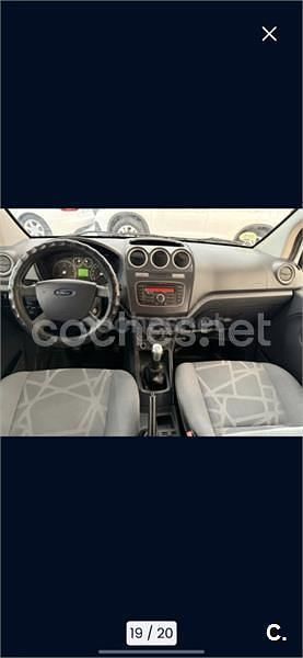 Usado Ford Tourneo Connect Titanium 115 CV (84 kW) 2013 Blanco Monovolumen