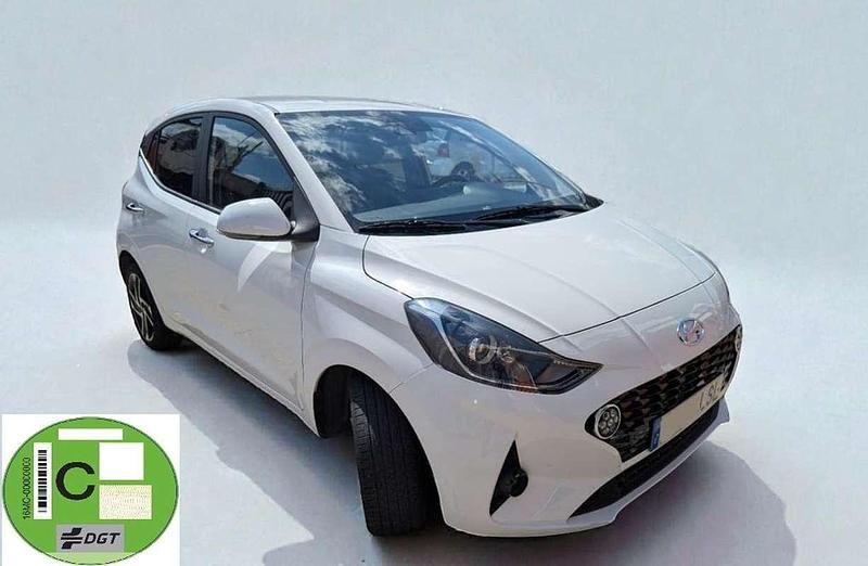 Usado Hyundai i10 67 CV (49 kW) 2021 Blanco Utilitario