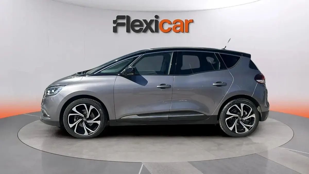 Usado Renault Scénic IV LIMITED 120 CV (88 kW) 2020 Marrón Monovolumen