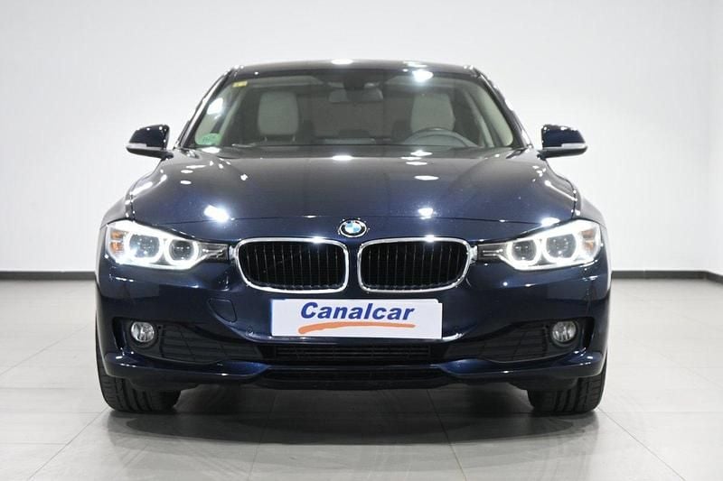 Usado BMW 318 Advantage 150 CV (110 kW) 2015 Negro Berlina