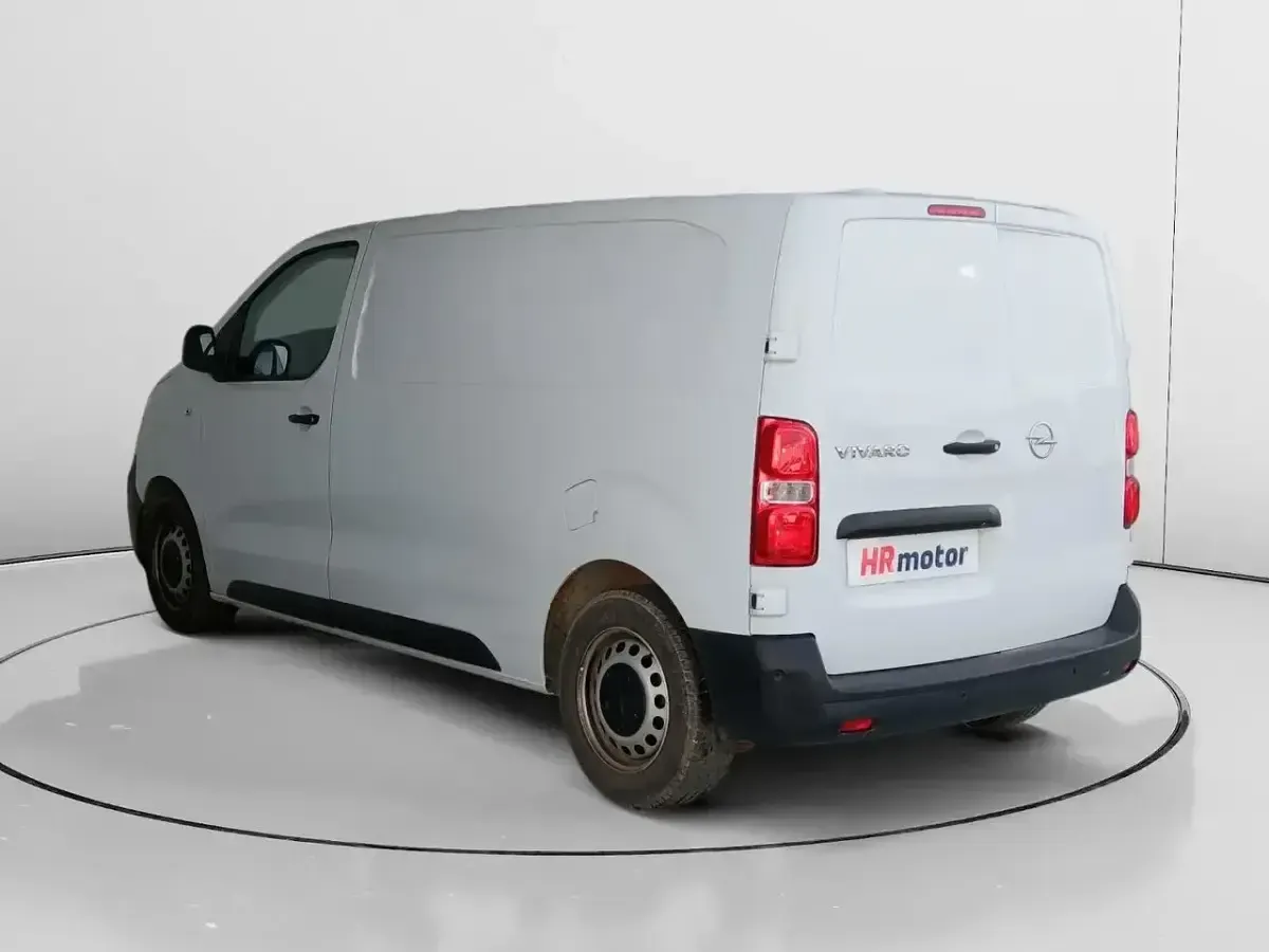 Usado Opel Vivaro-e Combi 120 CV (88 kW) 2023 Blanco Monovolumen