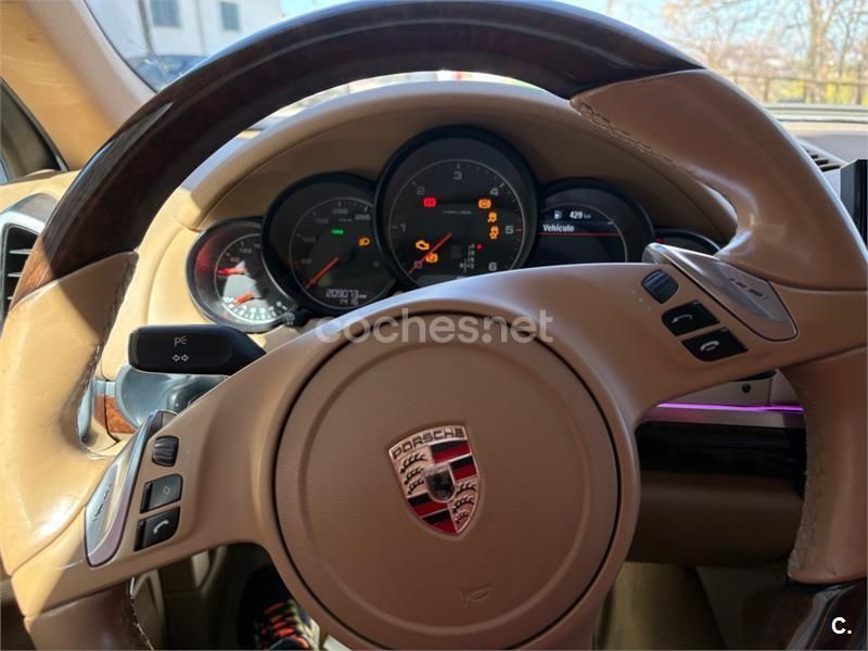 Usado Porsche Cayenne 240 CV (176 kW) 2010 Negro SUV