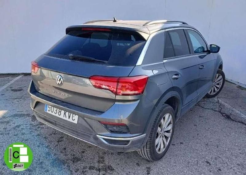 Usado VW T-Roc Advance 116 CV (85 kW) 2019 Gris SUV
