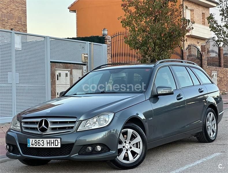 Gris / plata Usado 2011 Mercedes C200 Familiar | 7990 € (Precio justo) - Imagen 1/4