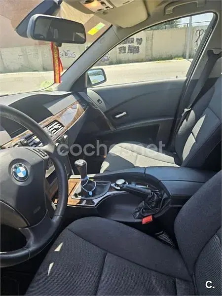 Usado BMW 520 170 CV (125 kW) 2003 Beige Berlina