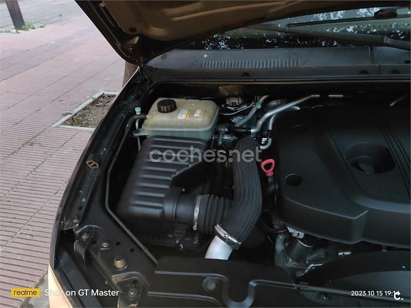 Usado Ssangyong (KGM) Rodius Limited 165 CV (121 kW) 2010 Negro Monovolumen