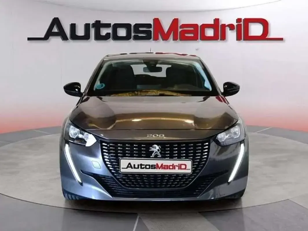 Usado Peugeot 208 Active 75 CV (55 kW) 2022 Gris / plata Utilitario