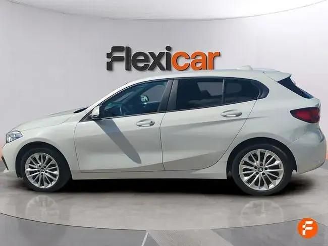 Usado BMW 118 140 HP (102 kW) 2020 Branco Citadino