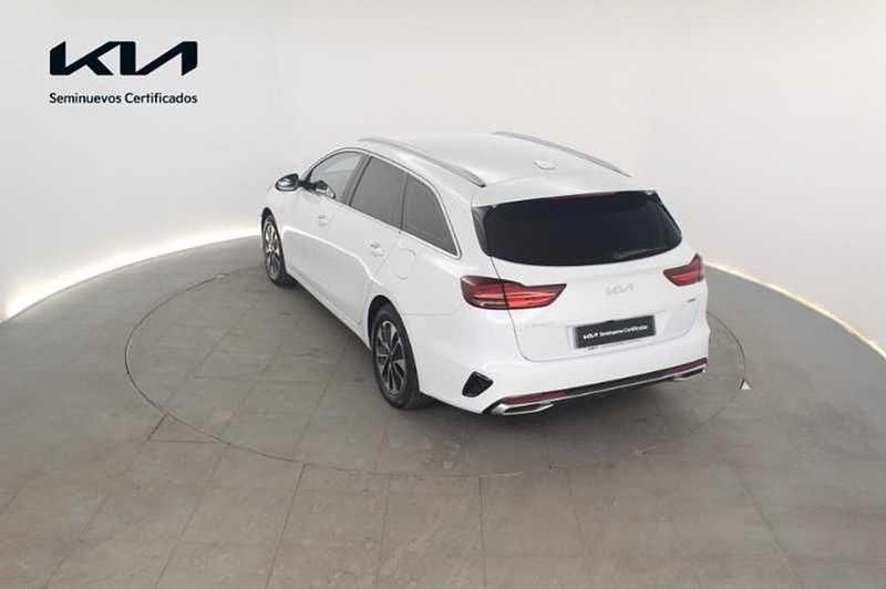 Usado Kia Ceed Sportswagon 2025 Blanco Familiar