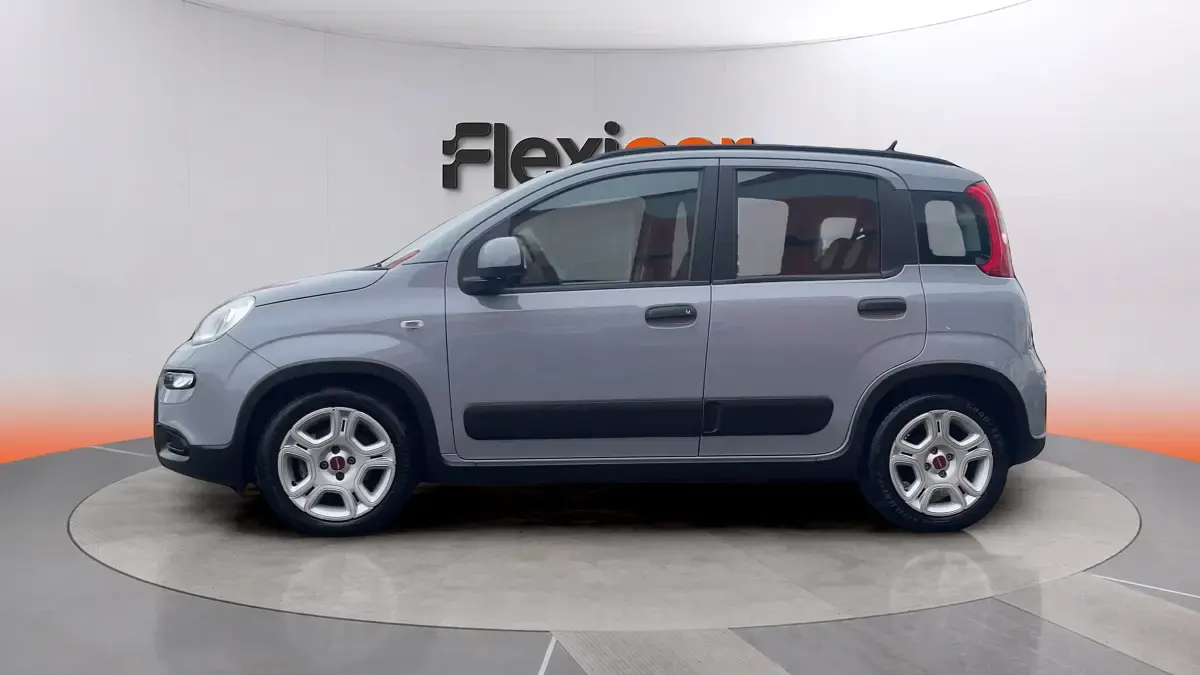 Usado Fiat Panda 71 CV (52 kW) 2023 Azul Utilitario