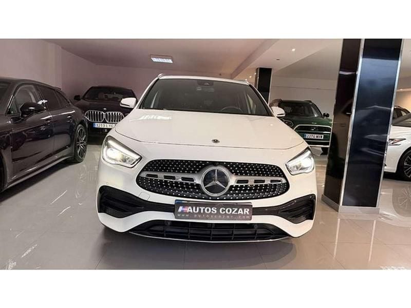 Usado Mercedes GLA200 150 CV (110 kW) 2022 Blanco SUV