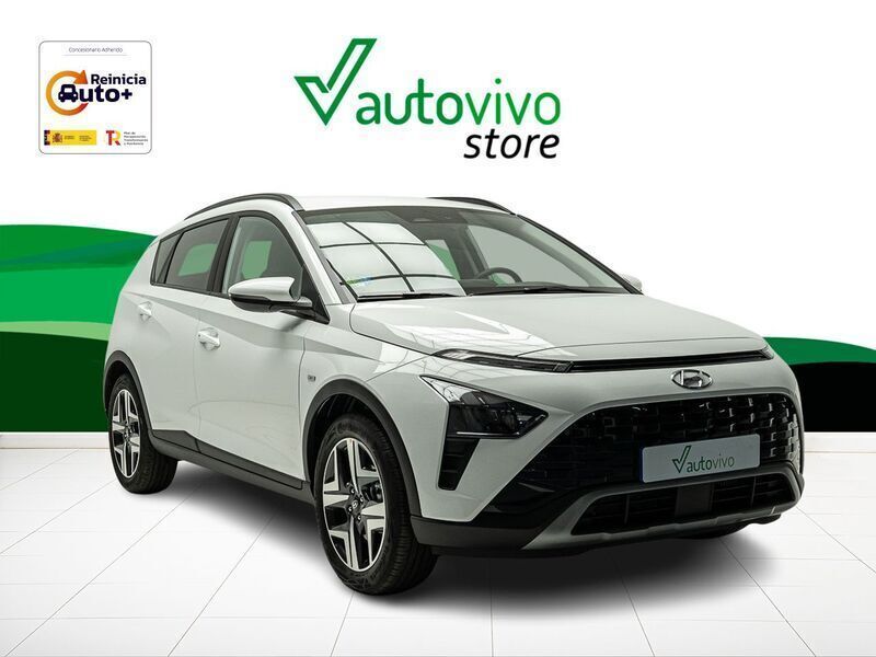 Blanco Usado 2023 Hyundai Bayon SUV | 21.000 € (Un poco caro) - Imagen 1/4