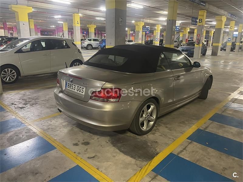 Usado BMW 120 Cabriolet 170 CV (125 kW) 2008 Beige Descapotable