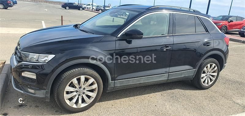 Usado VW T-Roc Advance 115 CV (84 kW) 2019 Negro SUV