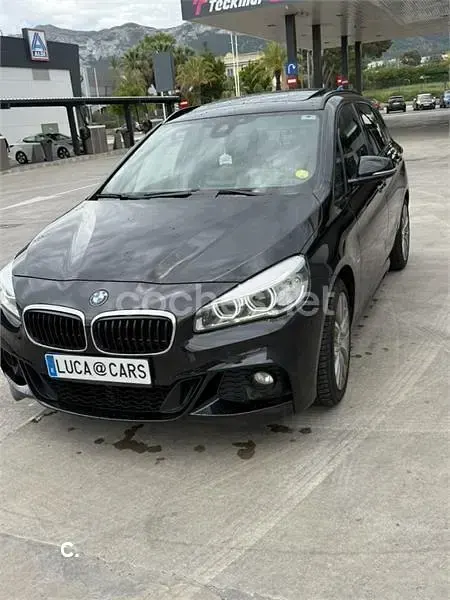 Usado BMW 218 150 CV (110 kW) 2018 Negro Familiar