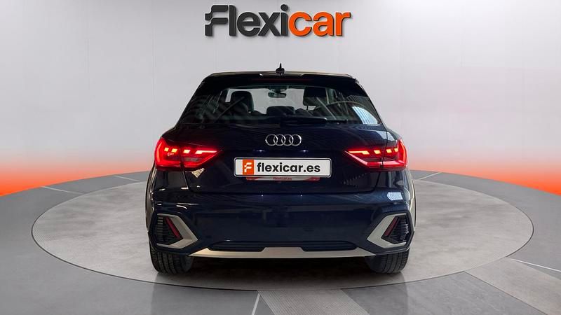 Usado Audi A1 Premium 116 CV (85 kW) 2020 Azul Berlina