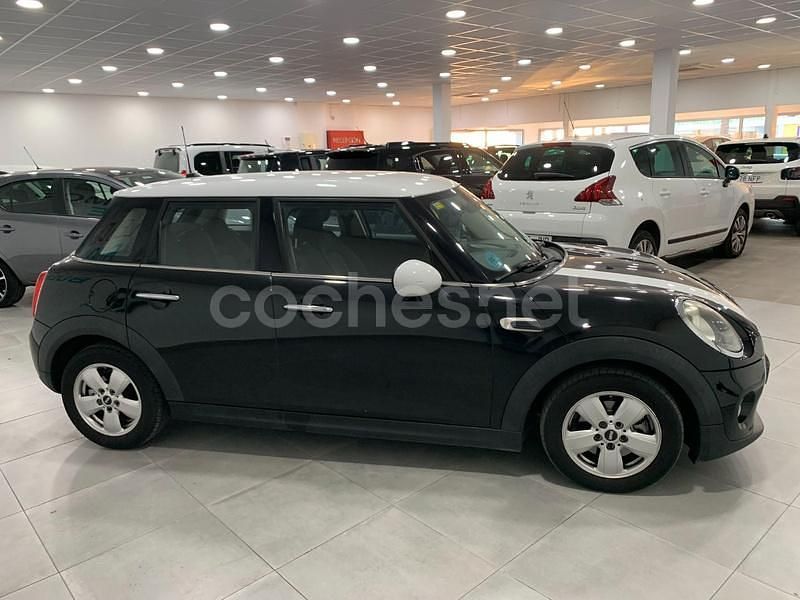 Usado Mini Cooper D 116 CV (85 kW) 2016 Negro Utilitario