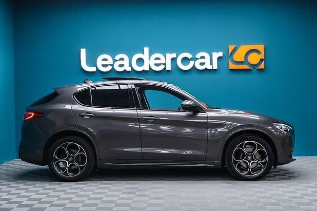 Usado Alfa Romeo Stelvio Veloce 283 CV (208 kW) 2020 Gris SUV