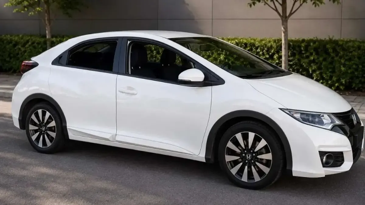 Usado Honda Civic Elegance 120 CV (88 kW) 2016 Blanco Utilitario