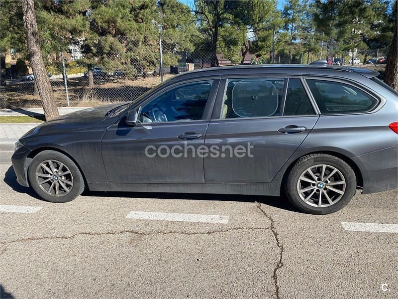 Usado BMW 318 143 CV (105 kW) 2015 Gris / plata Familiar