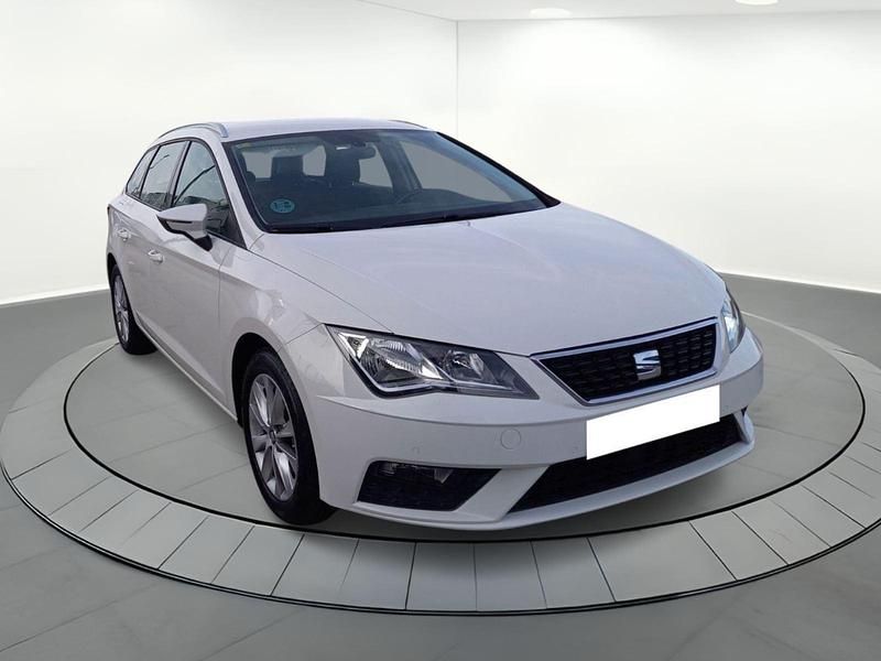 Käytetty Seat Leon ST Style 116 HP (85 kW) 2020 Valkoinen Farmari