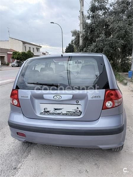 Usado Hyundai Getz 63 CV (46 kW) 2004 Azul Utilitario
