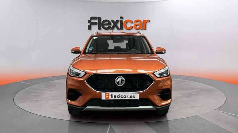 Usado MG ZS Comfort 106 HP (77 kW) 2025 Laranja SUV
