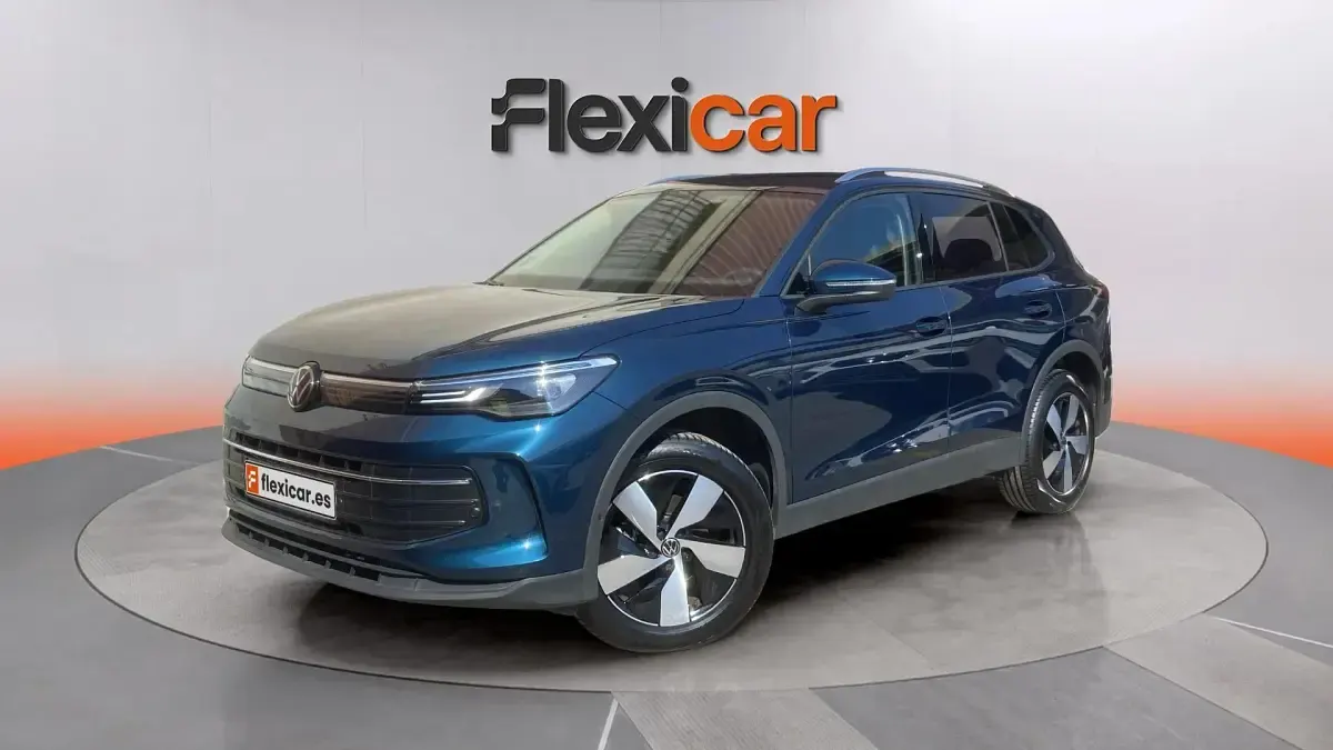 Usado VW Tiguan Life 150 CV (110 kW) 2024 Azul SUV