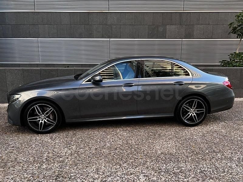 Usado Mercedes E350 Avantgarde 258 CV (189 kW) 2016 Gris / plata Berlina